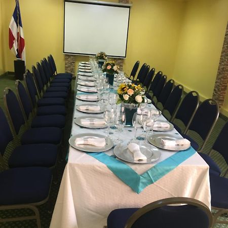 Hotel Novus Caoba Esperanza Kültér fotó