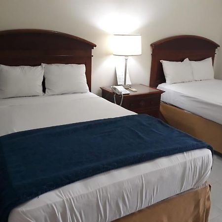 Hotel Novus Caoba Esperanza Kültér fotó